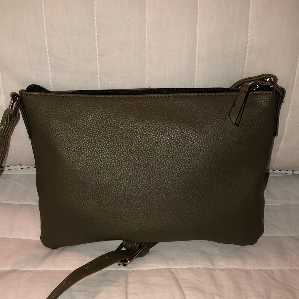 Kenneth Cole Reaction Camo Cactus Olive Green Faux Leather Crossbody Purse - Picture 4 of 16